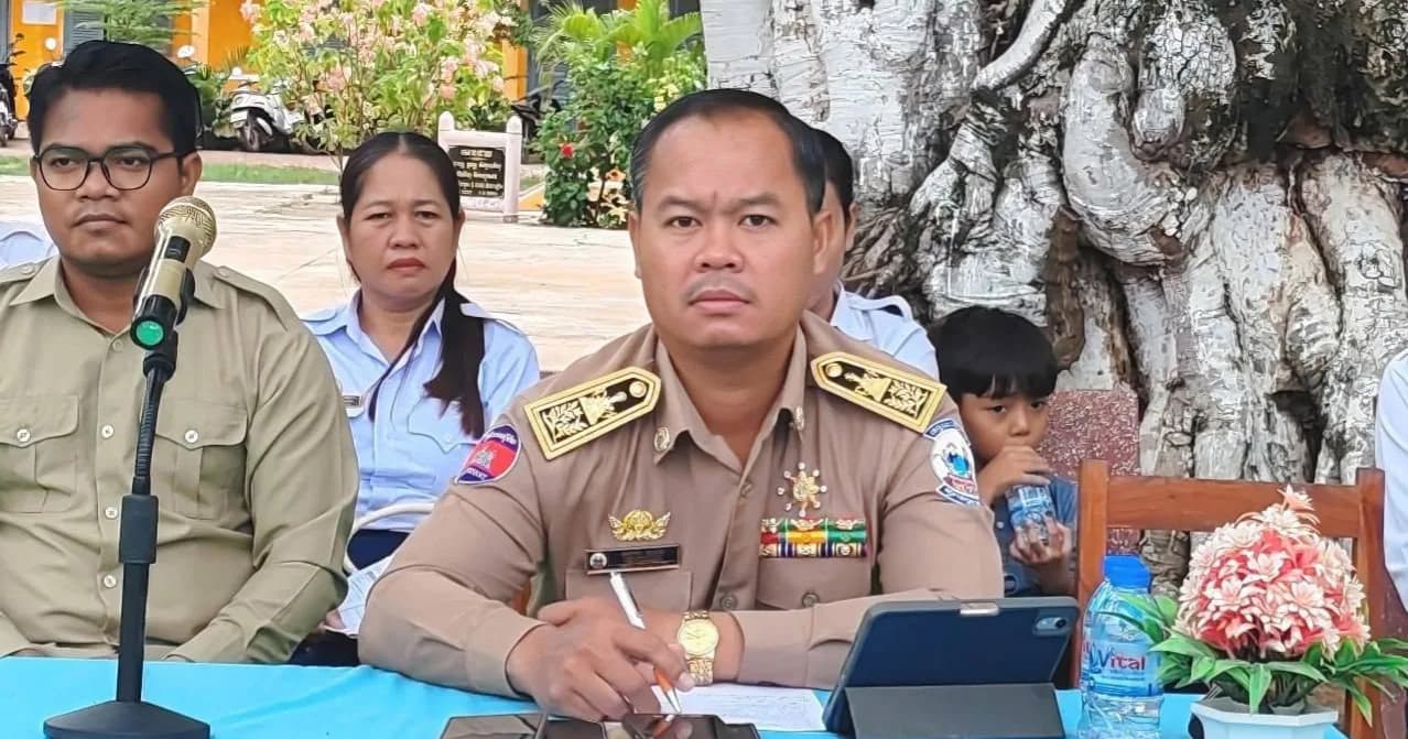 អភិបាលស្រុកកណ្តៀង អញ្ជើញសំណេះសំណាល និងលើកទឹកចិត្តសិស្សានុសិស្ស សម្រាប់ឆ្នាំសិក្សាថ្មី ២០២៦-២០២៧