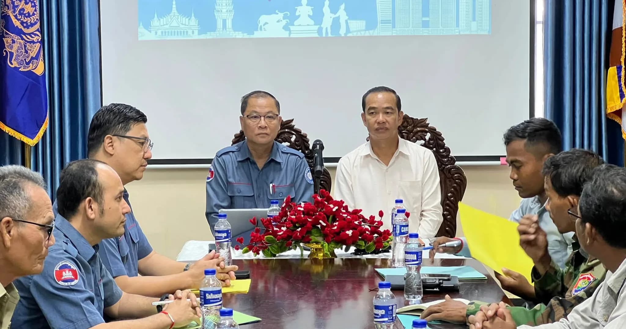 រដ្ឋបាលស្រុកវាលវែង រៀបចំកិច្ចប្រជុំផ្សព្វផ្សាយច្បាប់ភូមិបាល ច្បាប់សំណង់ និងលិខិតបទដ្ឋានគតិយុត្ត ដល់អាជ្ញាធរថ្នាក់មូលដ្ឋាន