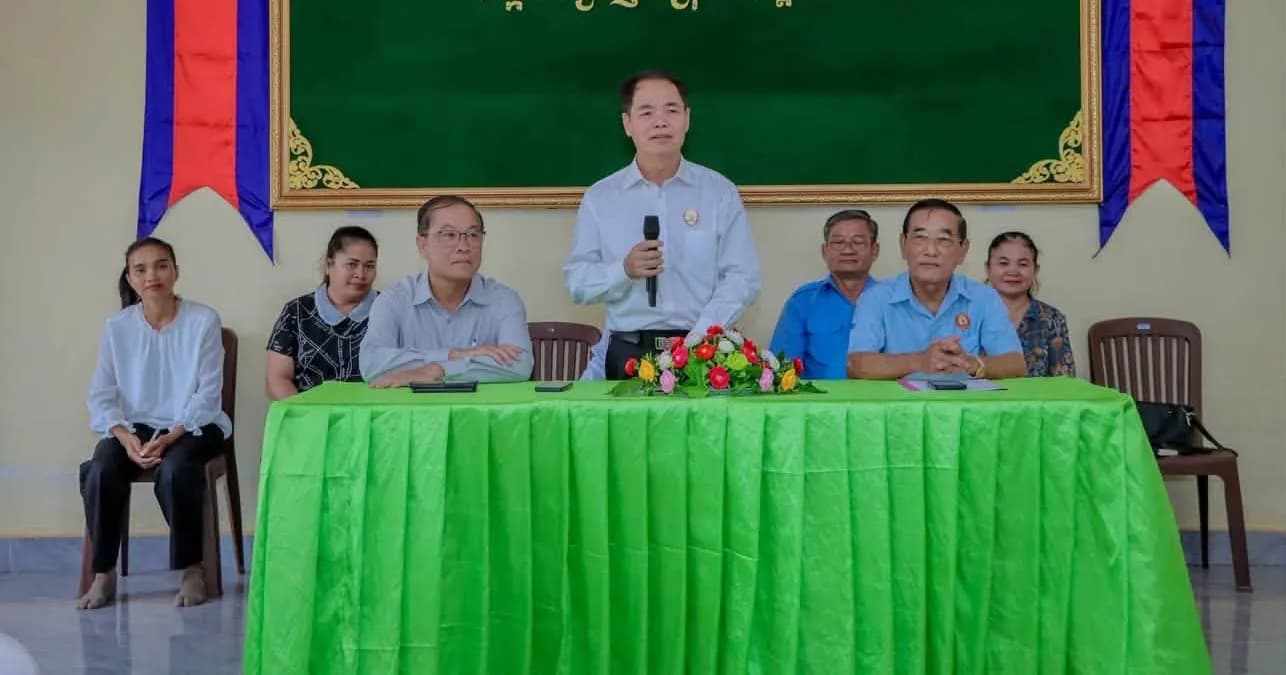 លោក ងួន ប៉ោសេង អញ្ជើញជួបសំណេះសំណាល និងលើកទឹកចិត្តដល់សិស្សានុសិស្សថ្នាក់ទី១២ ក្នុងសង្កាត់ព្រៃញី ត្រៀមប្រឡងបាក់ឌុប