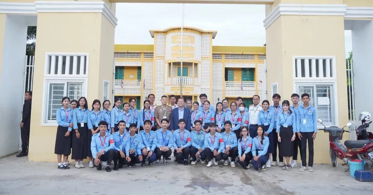 ខេត្តបាត់ដំបង មានបេក្ខជនជាង៩ពាន់នាក់ បានចូលប្រឡងសញ្ញាបត្រមធ្យមសិក្សាទុតិយភូមិឆ្នាំ២០២៦នេះ