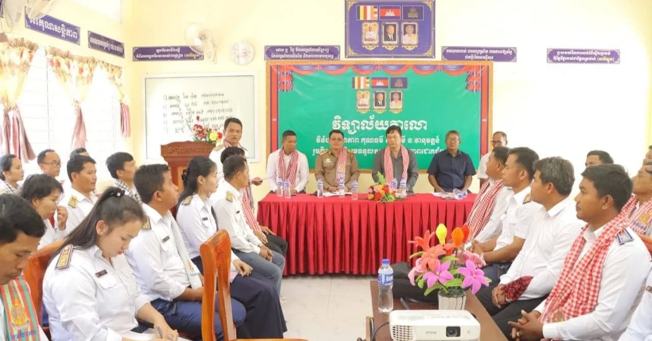 ប្រតិភូអប់រំ និងលោកគ្រូ-អ្នកគ្រូមកពីស្រុកវាលវែង ធ្វើទស្សនកិច្ចសិក្សាដកស្រង់បទពិសោធន៍ «សាលារៀនគំរូ» នៅវិទ្យាល័យតាលោ