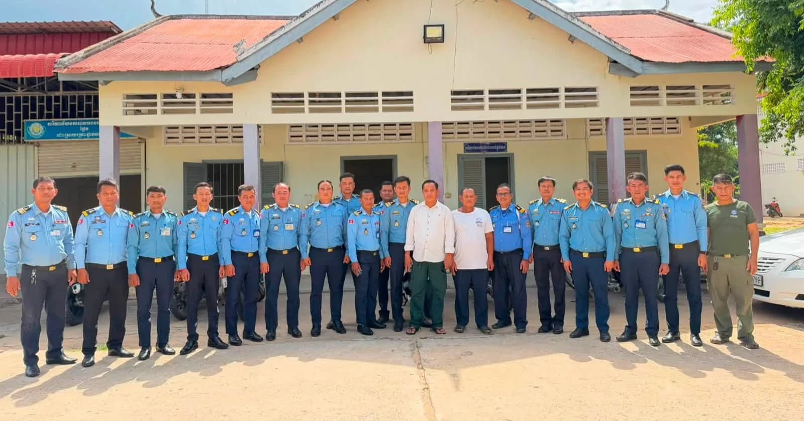 ការិយាល័យចរាចរណ៍ផ្លូវគោកខេត្តពោធិ៍សាត់ រៀបចំពិធីសំណេះសំណាល និងជូនដំណើរកងកម្លាំង ២រូប ដែលត្រូវចូលនិវត្តន៍