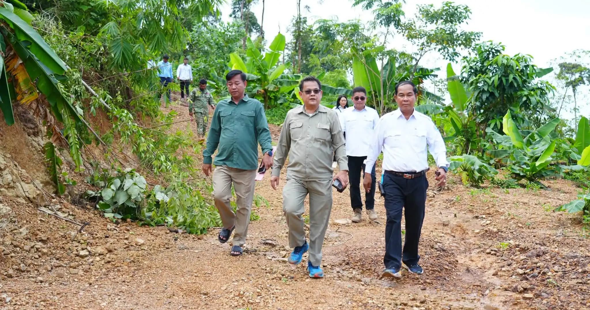 ស្រុកវាលវែងទទួលបានស្ថានីយអង់តែនទូរស័ព្ទថ្មី ដើម្បីជួយតភ្ជាប់សេវាទំនាក់ទំនងនៅតំបន់ដាច់ស្រយាល