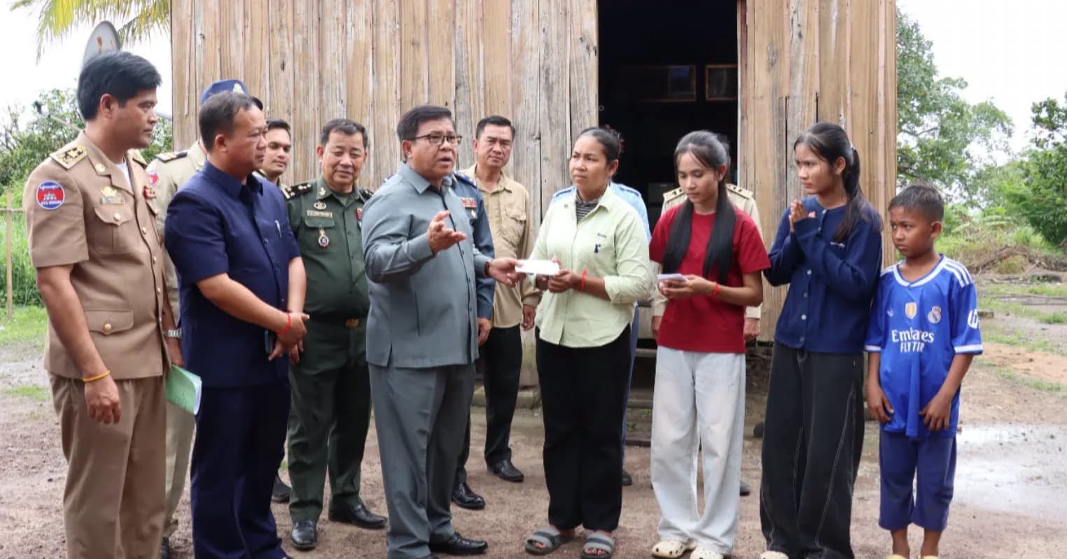 សិស្សនិទ្ទេស A ឆ្នាំ២០២៥ នៅខេត្តមណ្ឌលគិរី ដែលខ្វះខាតជីវភាពខ្លាំង ត្រូវបានសម្តេចតេជោ ហ៊ុន សែន ទទួលទំនុកបម្រុង ឱ្យបន្តការសិក្សានៅមហាវិទ្យាល័យ