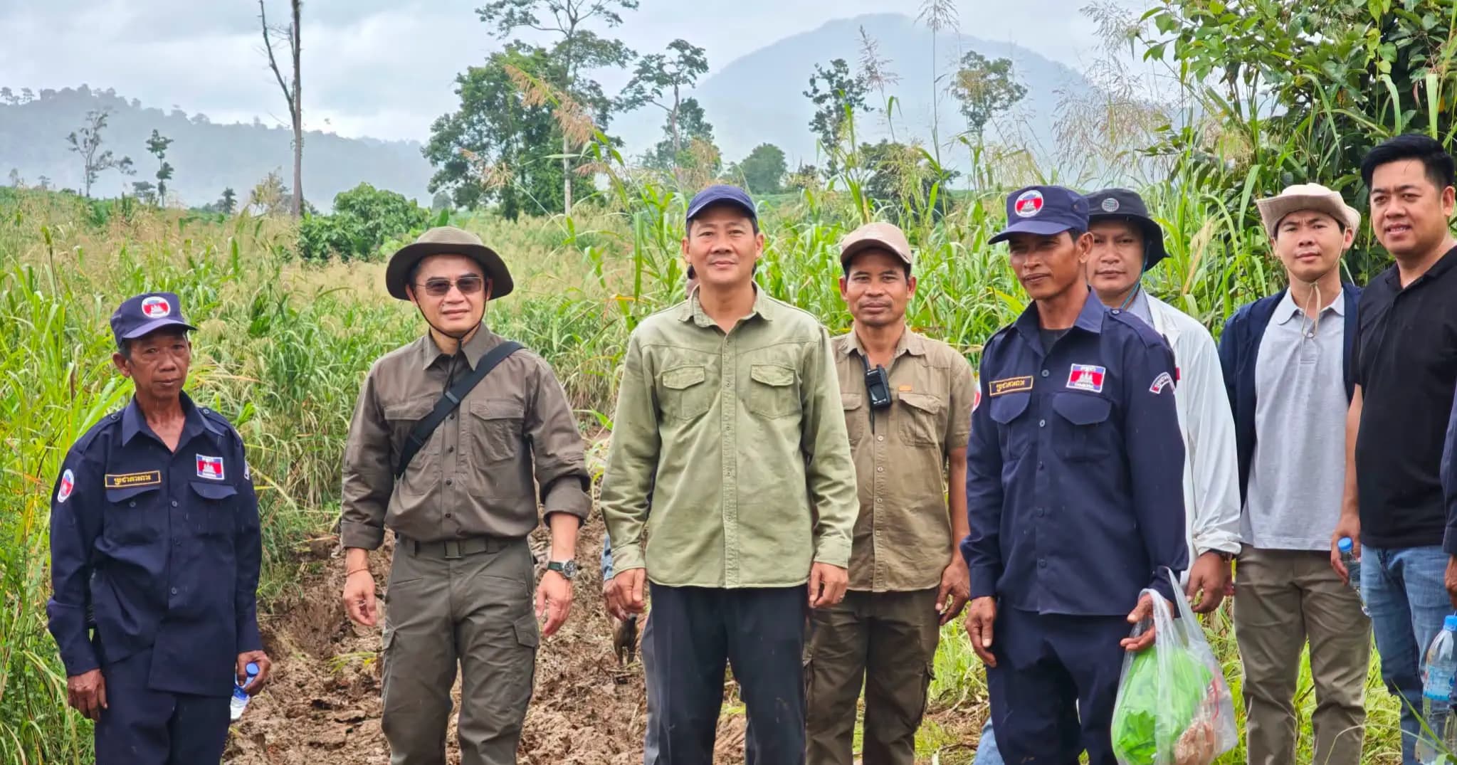 រដ្ឋបាលខេត្តពោធិ៍សាត់ និងស្រុកវាលវែង ចុះពិនិត្យទីតាំងរៀបចំដាំដើមឈើឡើងវិញ និងអភិវឌ្ឍជាតំបន់ទេសចរណ៍