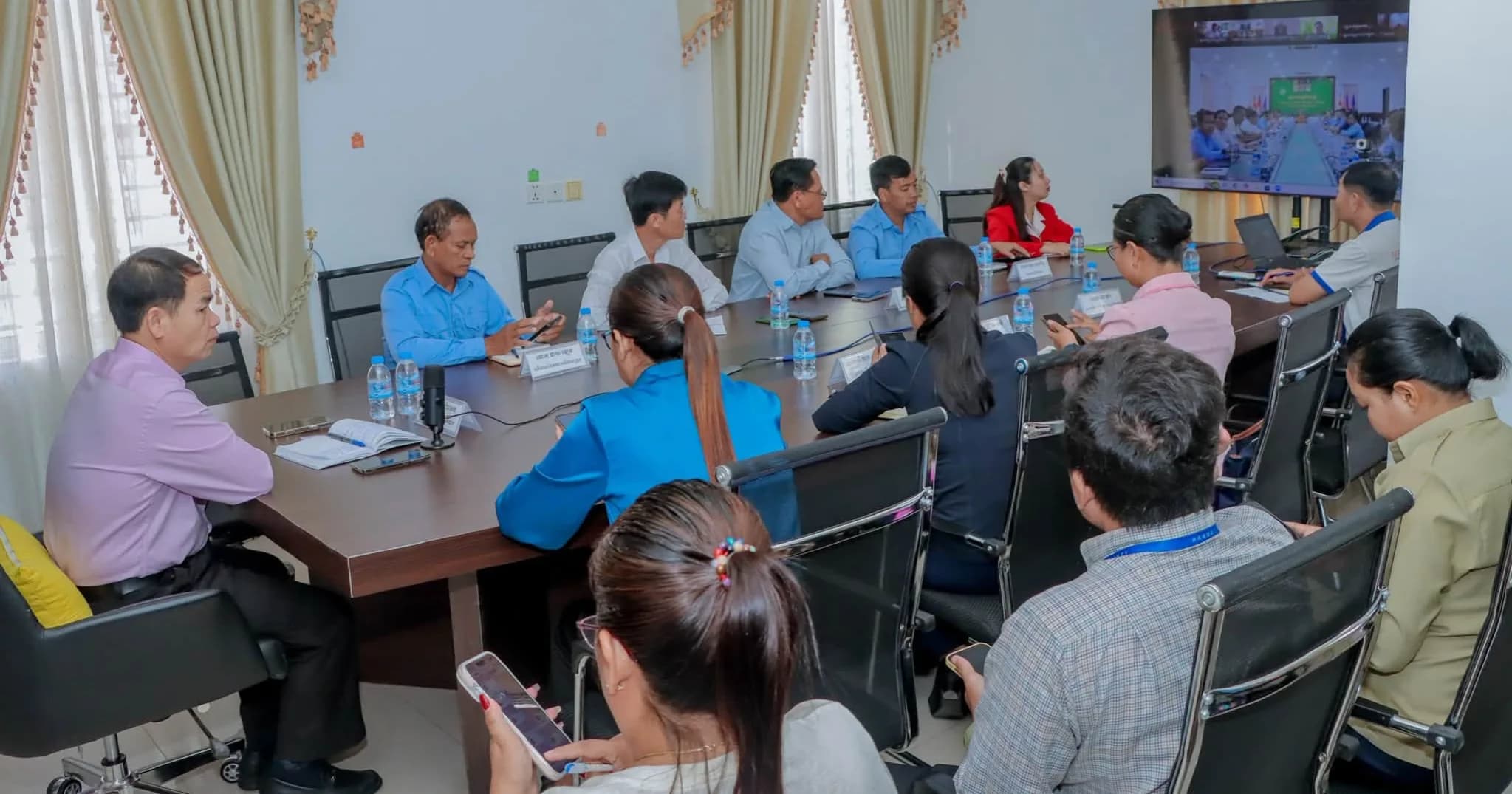 លោក ងួន ប៉ោសេង អញ្ជើញចូលរួមវគ្គបណ្តុះបណ្តាលស្ដីពីនីតិវិធីចុះឈ្មោះអ្នកសេដ្ឋកិច្ចក្រៅប្រព័ន្ធ និងកញ្ចប់អត្ថប្រយោជន៍ តាមប្រព័ន្ធអនឡាញ