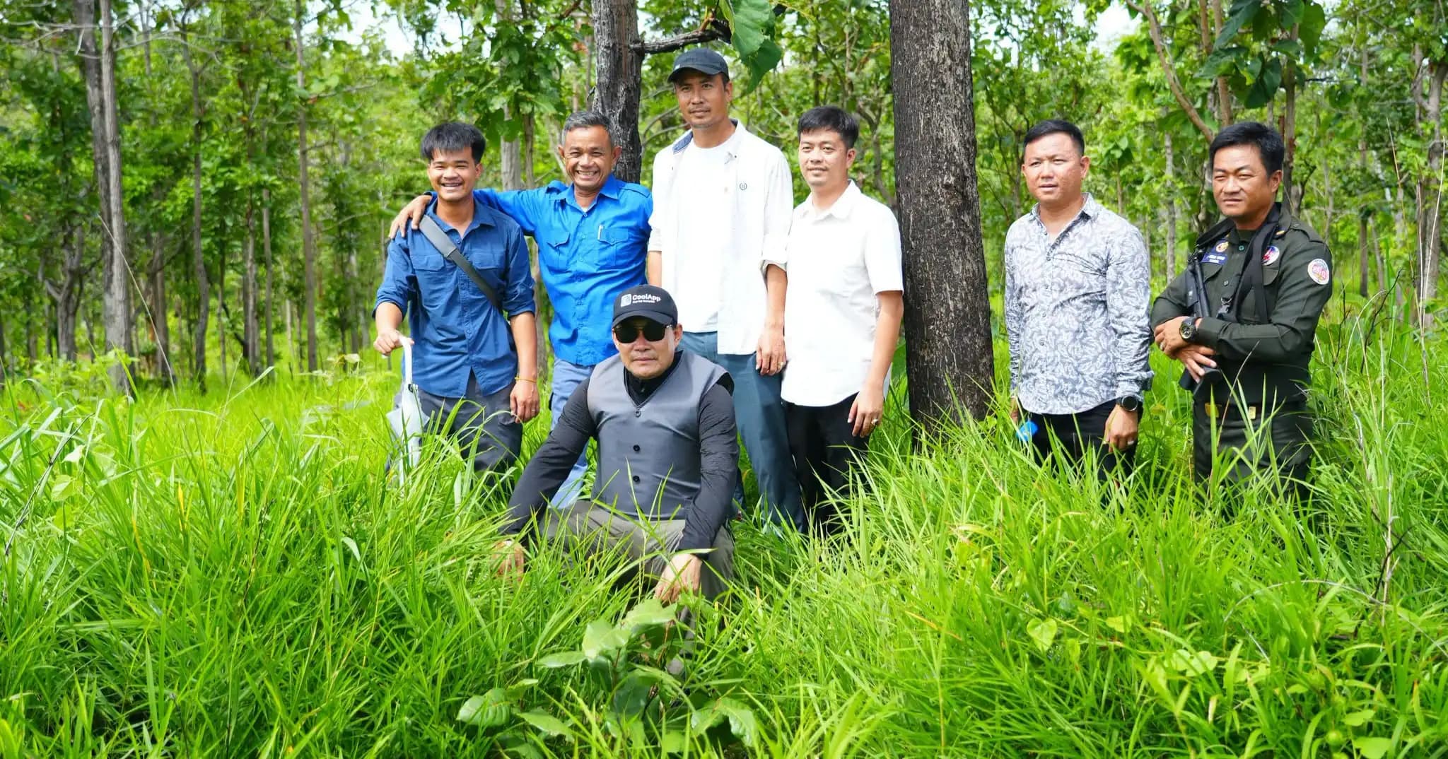 អភិបាលខេត្តពោធិ៍សាត់ និងប្រធានមន្ទីរបរិស្ថាន ចុះពិនិត្យការតុបតែងដើមឈើតាមបណ្តោយផ្លូវជាតិលេខ៥