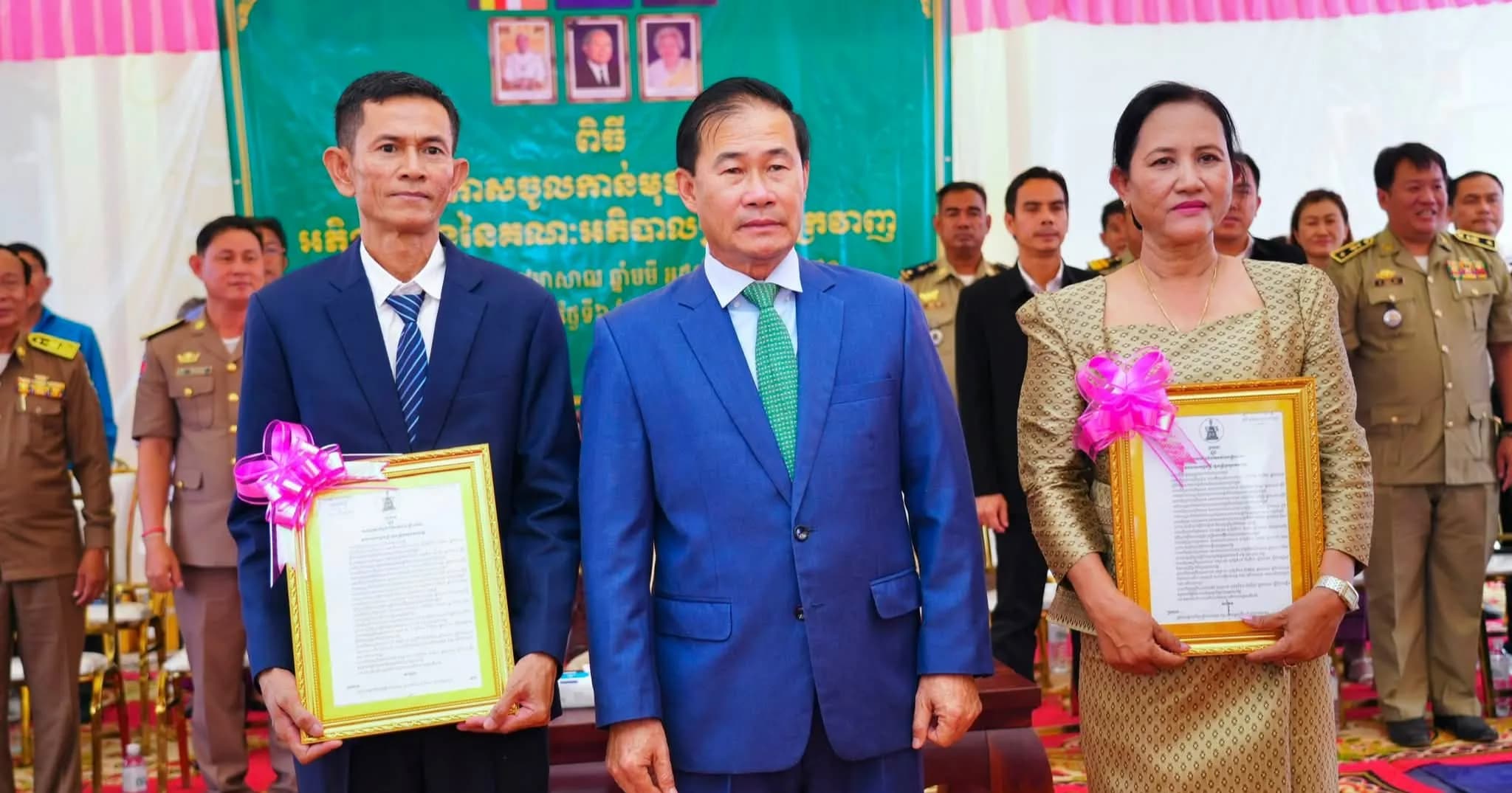 ឯកឧត្តម ខូយ រីដា អញ្ជើញជាអធិបតីក្នុងពិធីប្រកាសចូលកាន់មុខតំណែង អភិបាលរងស្រុកភ្នំក្រវាញ ២រូប