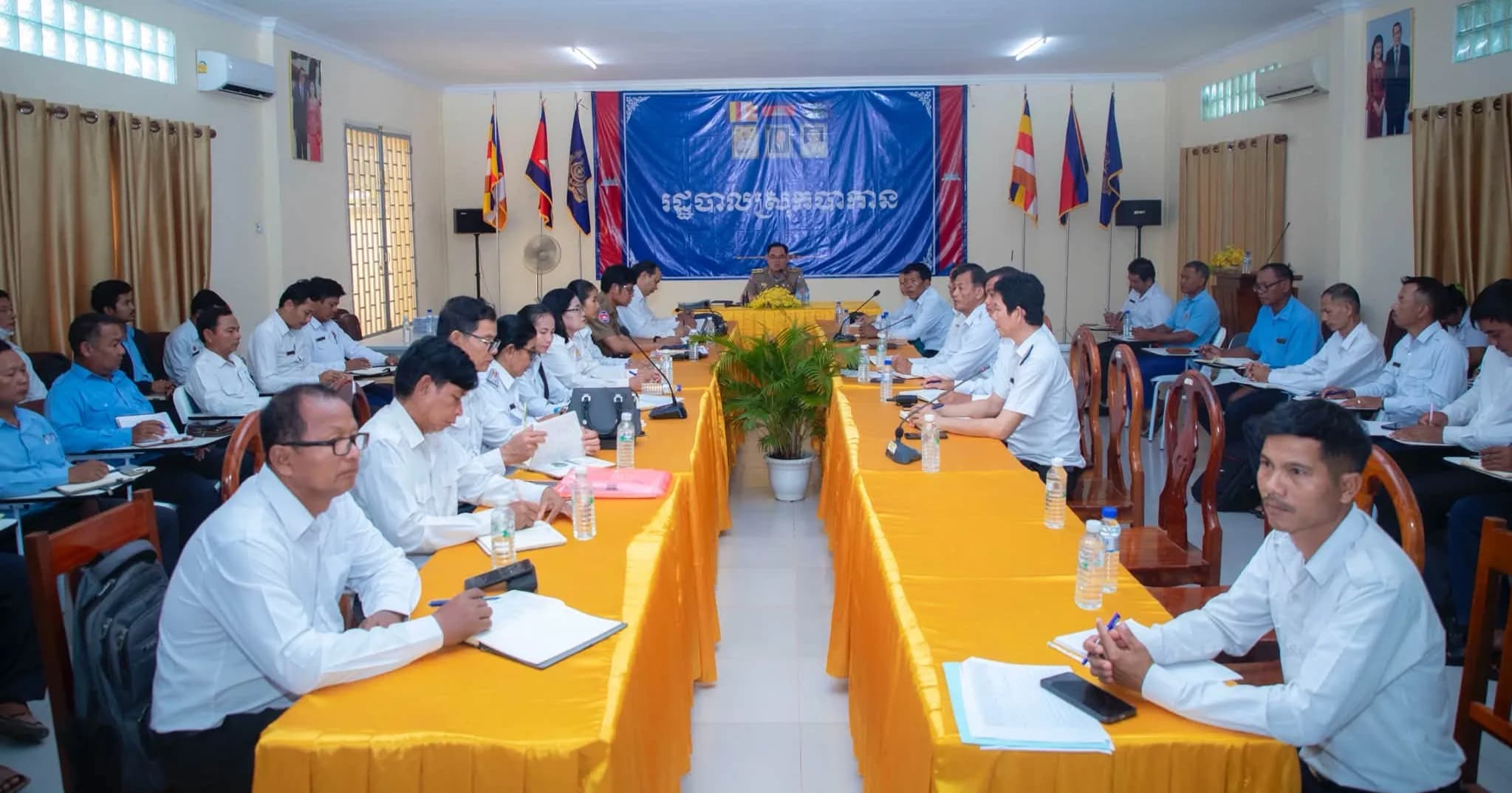 អភិបាលស្រុកបាកាន ដឹកនាំកិច្ចប្រជុំប្រចាំខែតុលា របស់ការិយាល័យអប់រំ យុវជន និងកីឡាស្រុក