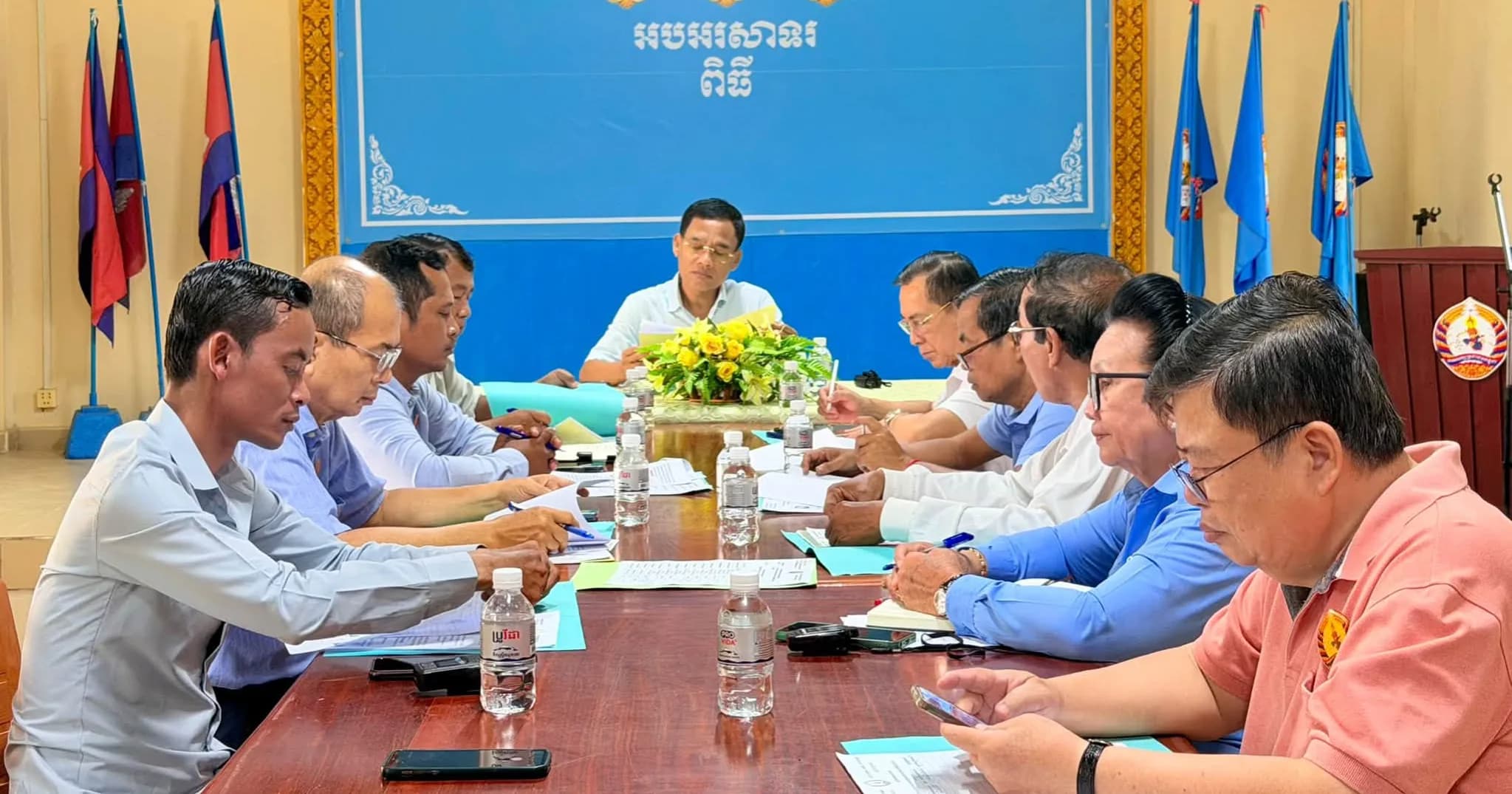 លោក ពៅ ពិសិដ្ឋ ប្រធានក្រុមការងារចុះមូលដ្ឋានសង្កាត់ផ្ទះព្រៃ ដឹកនាំប្រជុំរៀបចំផែនការឆ្ពោះទៅបោះឆ្នោត អាណត្តិទី៦ ឆ្នាំ២០២៧