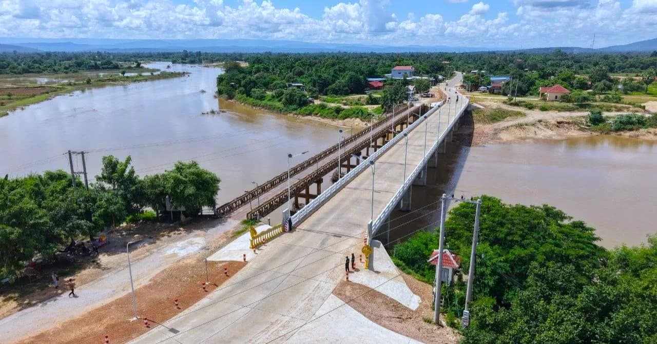 ស្ពានភ្នំក្រវាញប្រវែង ១៤៤ម៉ែត្រ ត្រូវបានដាក់ឱ្យប្រើប្រាស់ផ្លូវការ ដើម្បីជំរុញទេសចរណ៍ និងសេដ្ឋកិច្ចខេត្តពោធិ៍សាត់
