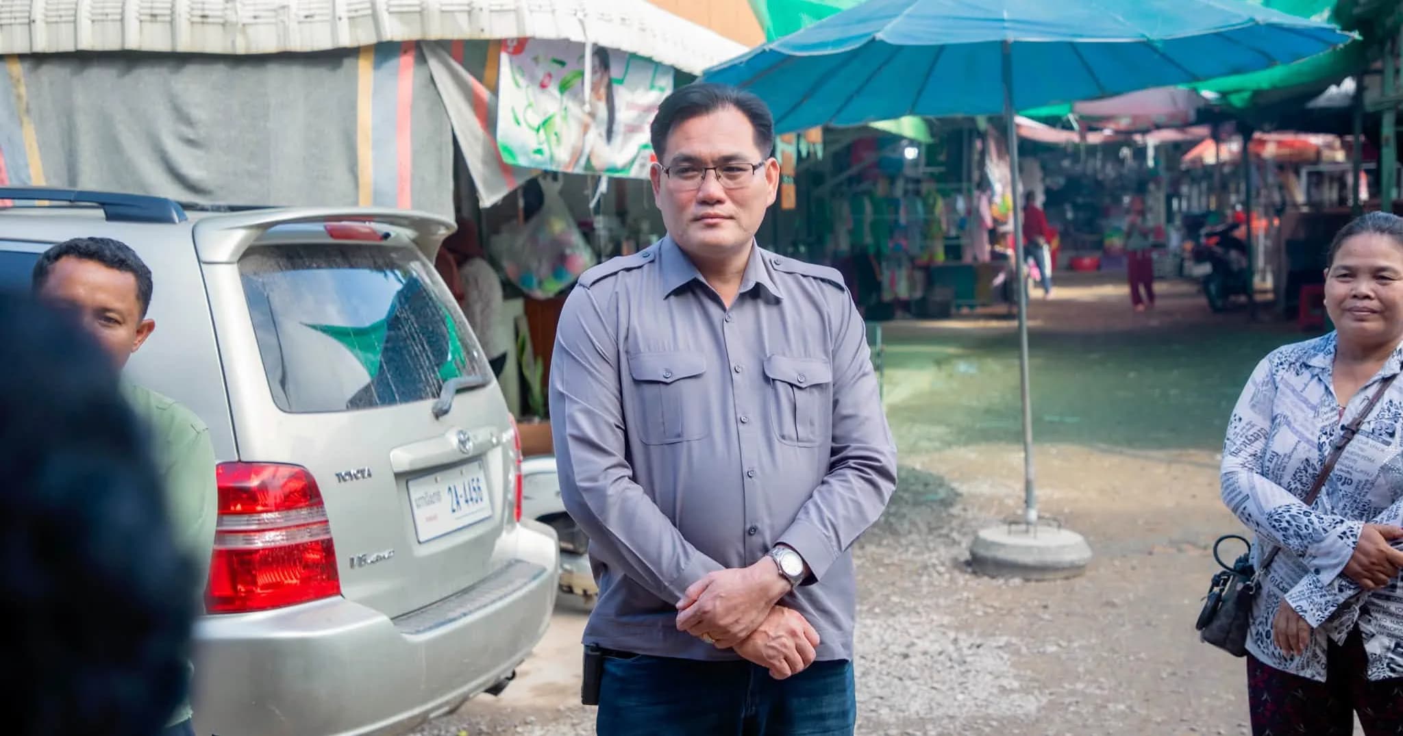 អភិបាលស្រុកបាកាន ចុះពិនិត្យផ្លូវចូលអធិការដ្ឋាននគរបាលស្រុក ត្រៀមជួសជុលជូនប្រជាពលរដ្ឋធ្វើដំណើរបានងាយស្រួល