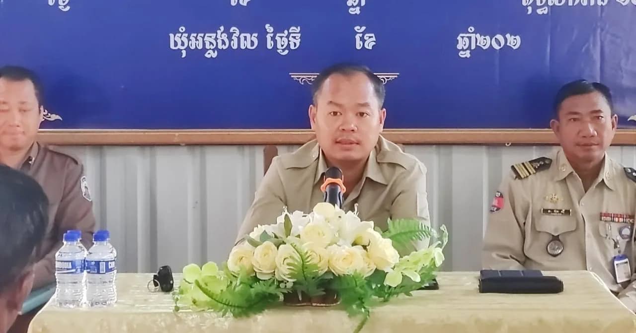 រដ្ឋបាលស្រុក ប្រគល់-ទទួល គម្រោងសំណង់ហុងស្ទាក់ទឹកព្រែកក្បាលរមាស ជូនអាជ្ញាធរឃុំអន្លង់វិល ដើម្បីគ្រប់គ្រង និងប្រើប្រាស់