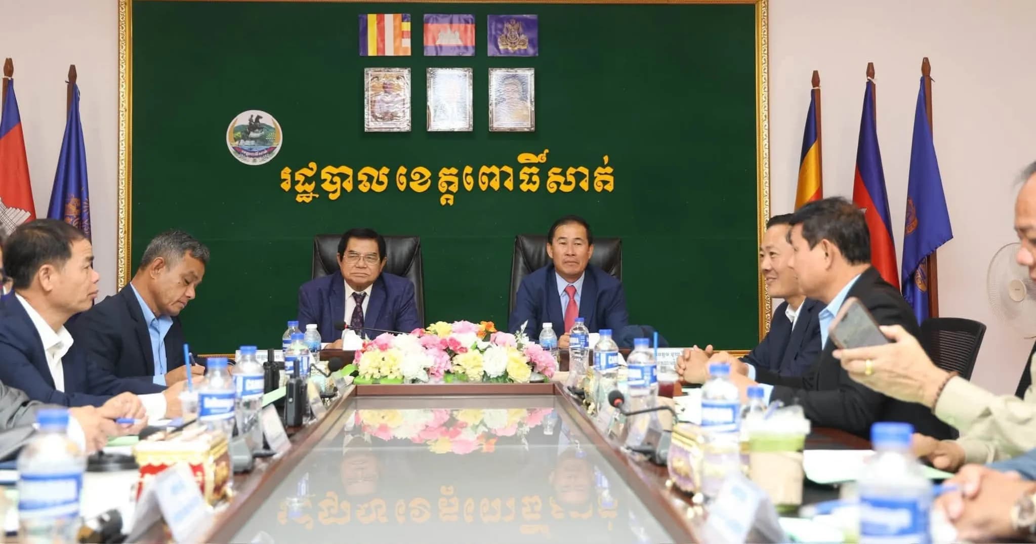 រដ្ឋបាលខេត្តពោធិ៍សាត់ ចូលរួមកិច្ចប្រជុំពេញអង្គគណៈរដ្ឋមន្ត្រី ក្រោមអធិបតីភាពដ៏ខ្ពង់ខ្ពស់ សម្ដេចធិបតី ហ៊ុន ម៉ាណែត តាមប្រព័ន្ធវីដេអូ Zoom