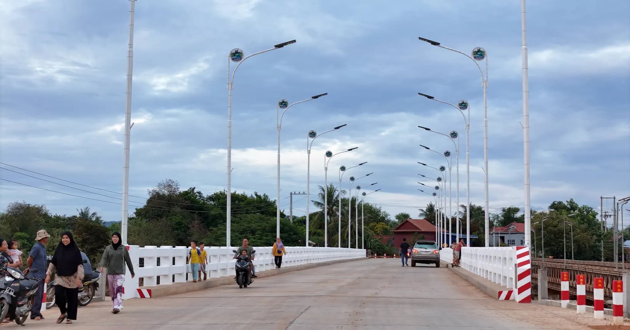 សមិទ្ធផលស្ពានបេតុងថ្មី បង្ហាញពីសម្រស់ និងការអភិវឌ្ឍក្នុងស្រុកភ្នំក្រវាញ ខេត្តពោធិ៍សាត់