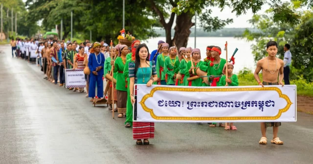 ថ្នាក់ដឹកនាំមន្ទីរអភិវឌ្ឍន៍ជនបទខេត្តពោធិ៍សាត់ ចូលរួមពិធីអបអរសាទរទិវាអន្តរជាតិជនជាតិដើមភាគតិច នៅខេត្តស្ទឹងត្រែង