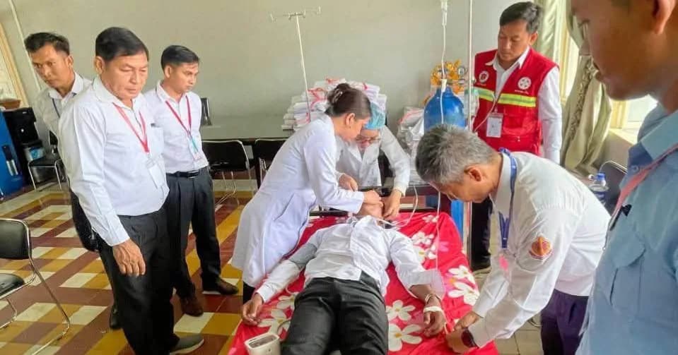 បេក្ខជនបាក់ឌុបម្នាក់ ឡើងឈាម និងបេះដូងលោតញាប់ ត្រូវបានបញ្ជូនទៅសង្គ្រោះ នៅមន្ទីរពេទ្យបង្អែកខេត្តពោធិ៍សាត់