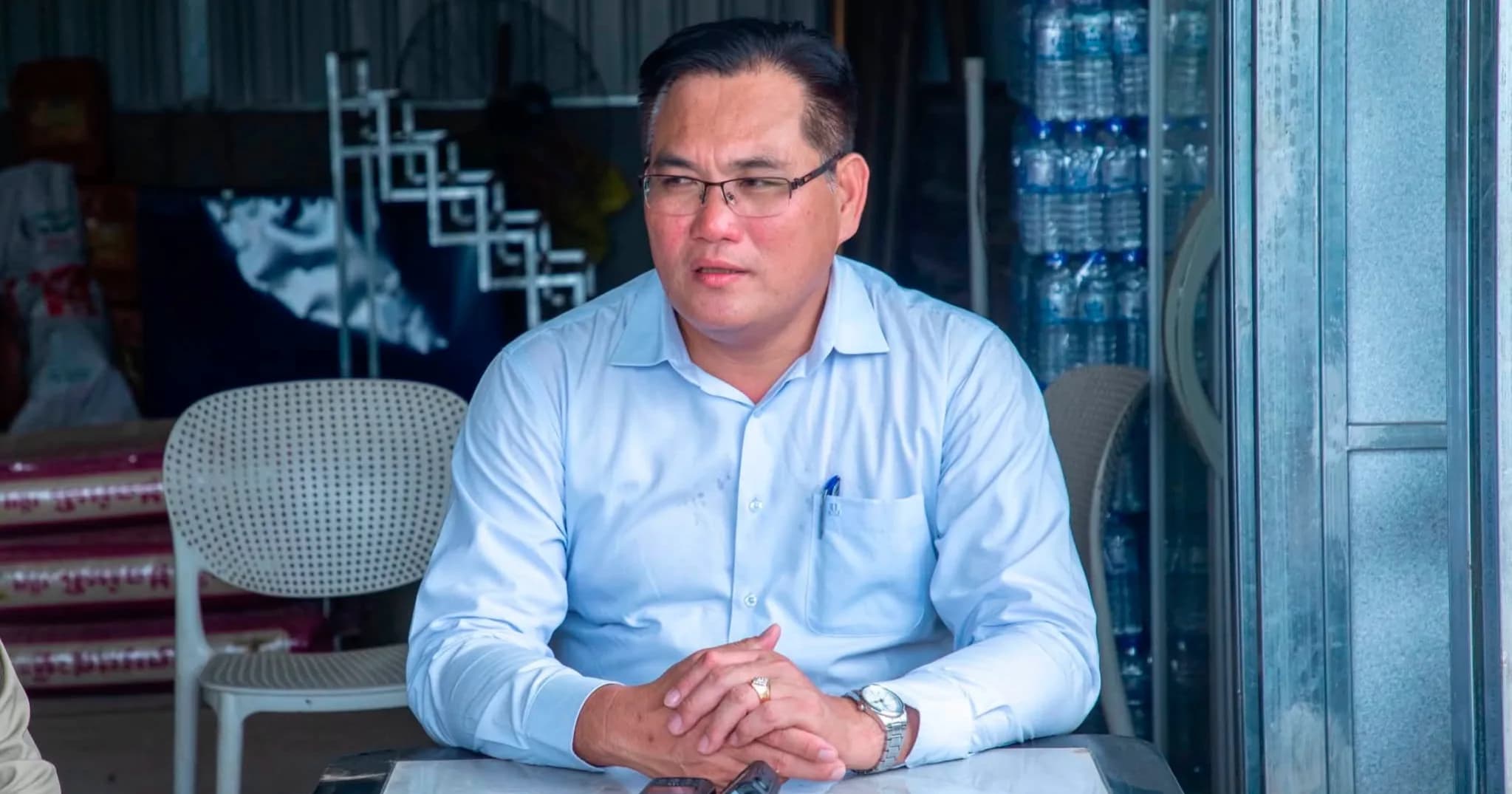 លោក ឆាយ គឹមម៉ុង ចុះអប់រំណែនាំម្ចាស់ស្ថានីយប្រេង យានដ្ឋាន និងចំណតឡានខ្សាច់ ដើម្បីរក្សាសណ្តាប់ធ្នាប់ និងអនាម័យផ្លូវសាធារណៈ
