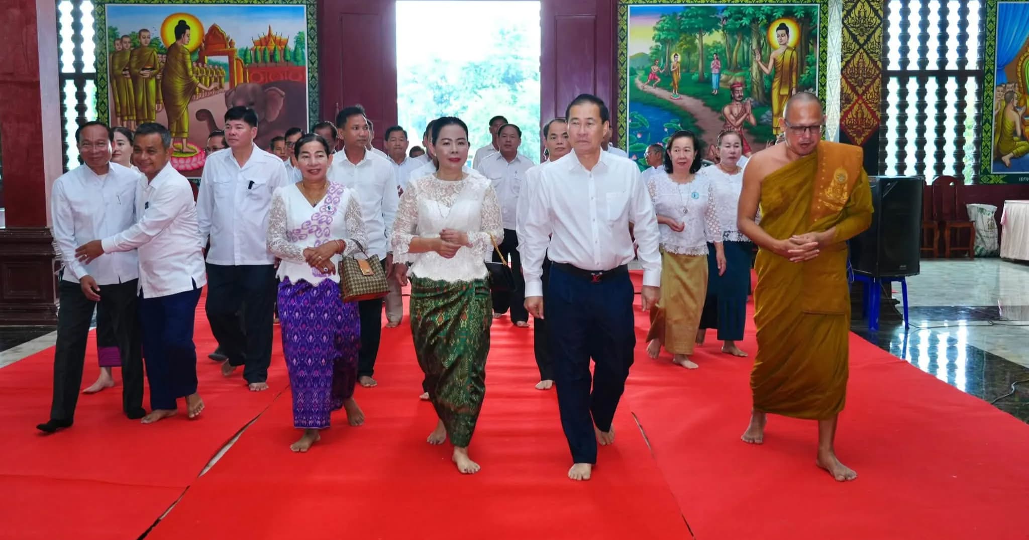 ថ្នាក់ដឹកនាំខេត្តពោធិ៍សាត់ អញ្ជើញកាន់បិណ្ឌទី១១ នៅវត្តលលកសចាស់ និងវត្តហង្សាបីតិ ព្រមទាំងអំពាវនាវឱ្យប្រជាពលរដ្ឋចូលរួមថែរក្សាសុខភាព និងសាមគ្គីភាពជាតិ