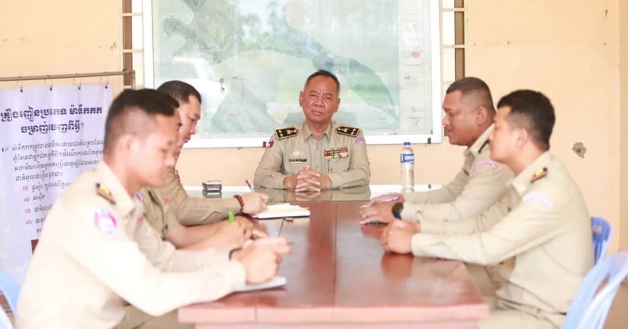 លោកឧត្តមសេនីយ៍ទោ ស ថេង ចុះពង្រឹងការងារនៅប៉ុស្តិ៍នគរបាលរដ្ឋបាលព្រងិល និងលាច ក្នុងស្រុកភ្នំក្រវាញ